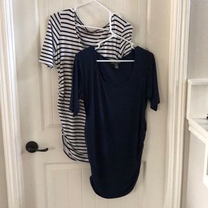 Set of 2 A Pea in the Pod maternity tops